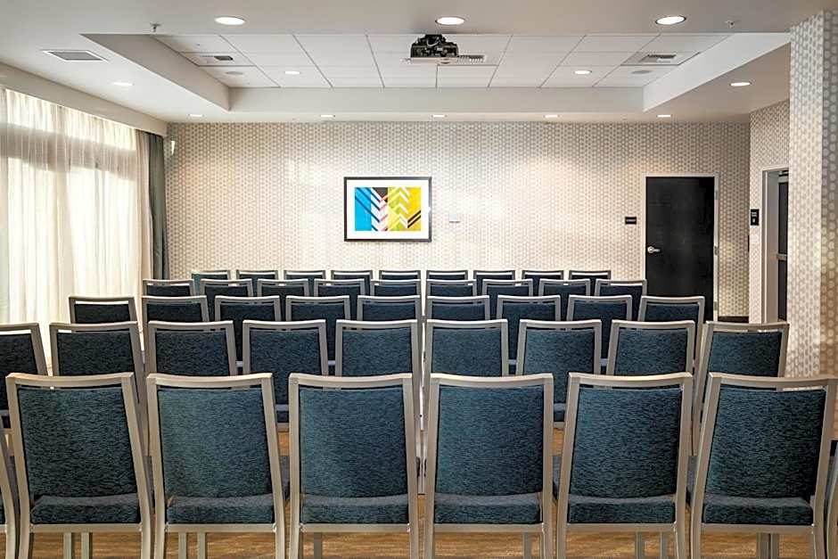 Hampton Inn & Suites Seattle/Northgate
