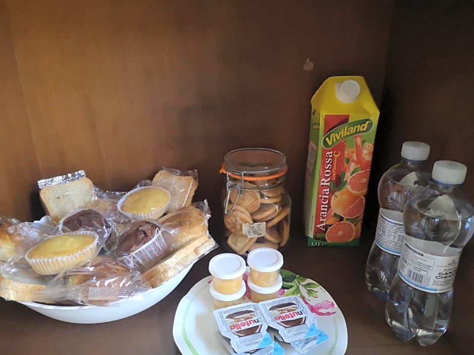 Ape Regina agriturismo 2 Montelarco