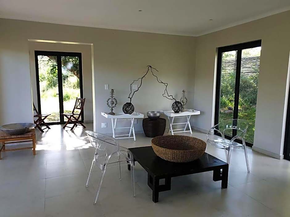 Crocodile Sands River Lodge