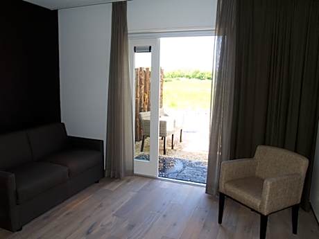 Double room deluxe with bath