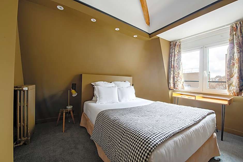 Hotel Des Batignolles