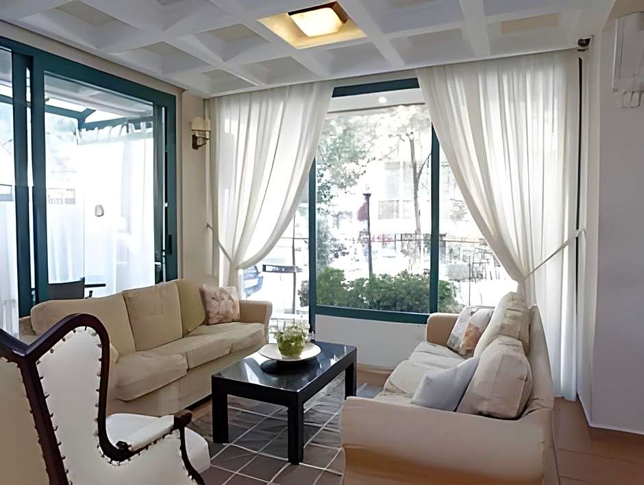 Ustun Hotel Alsancak