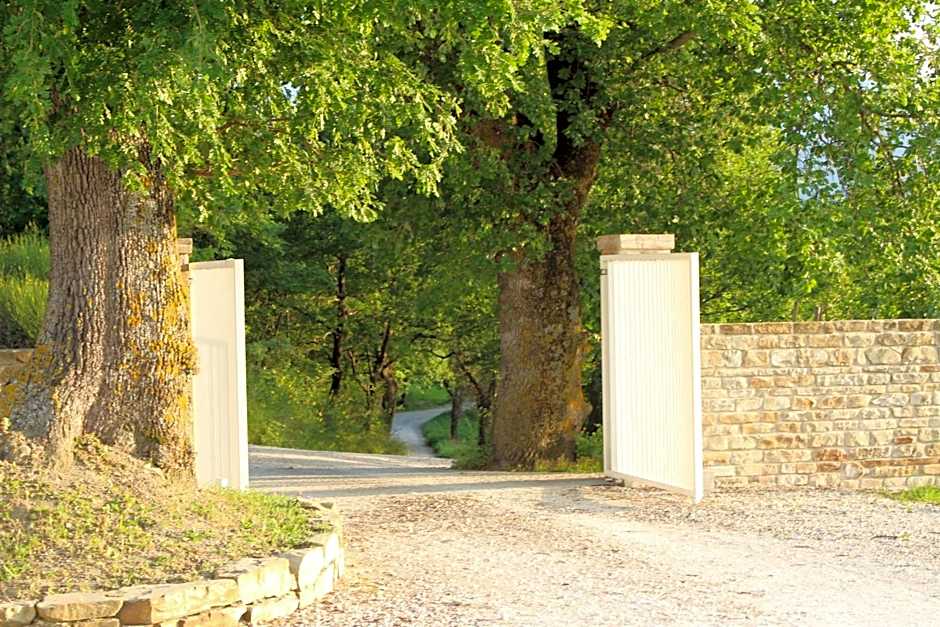 Amico Country House