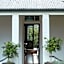 Swartberg Country Manor