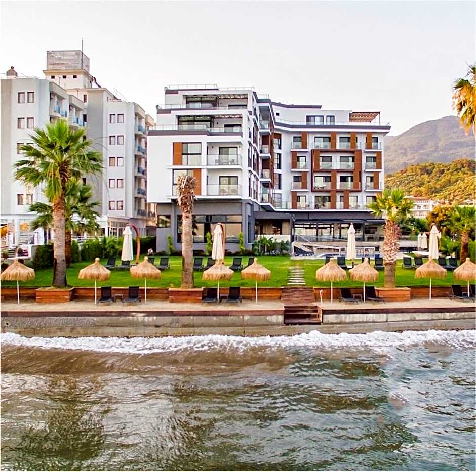 Maia Luxury Beach Hotel