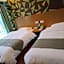 Vatica Jieshou City New Passenger Transport Center Hotel