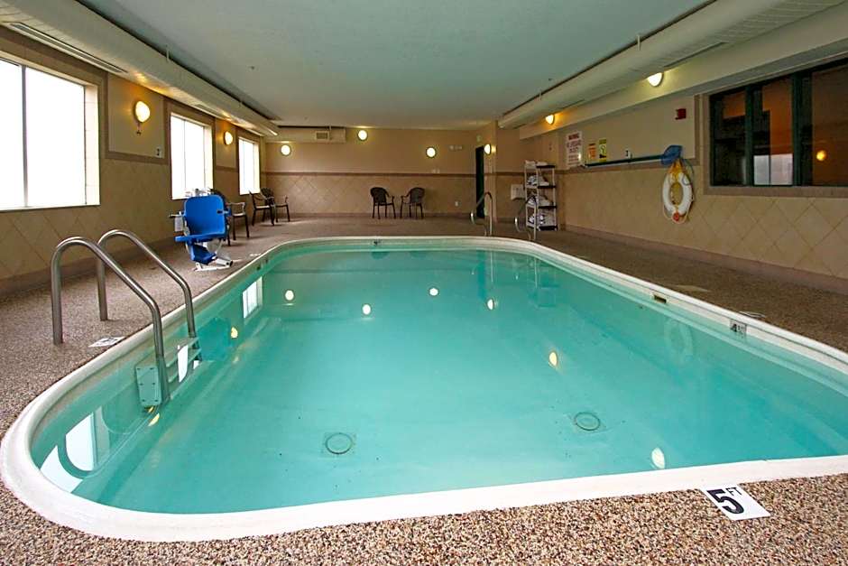 New Victorian Inn & Suites Lincoln