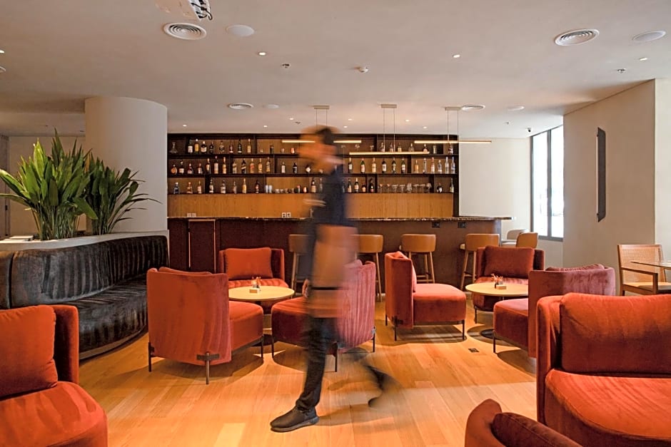 QOYA Hotel Curitiba, Curio Collection by Hilton