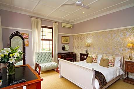 Deluxe Double Room with Shower