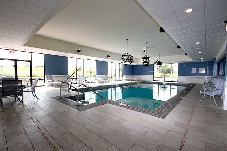 Holiday Inn Express Janesville-I-90 & US Highway 14 By IHG