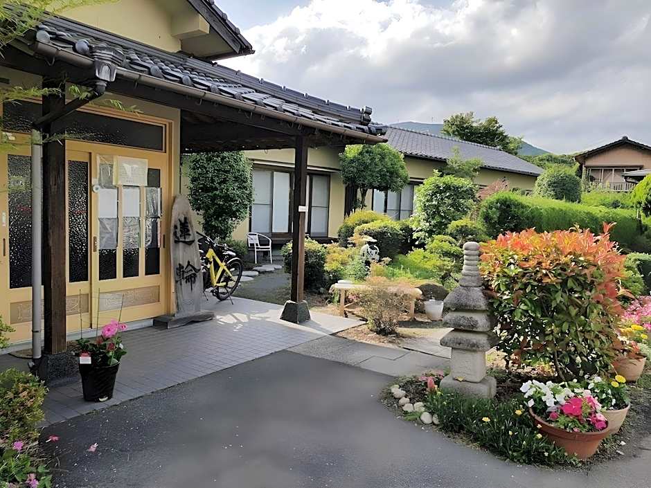 Yufuin Onsen Hasuwa Inn