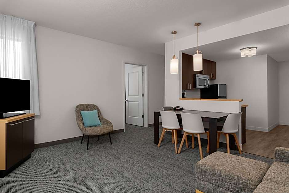 TownePlace Suites by Marriott Denver Airport at Gateway Park