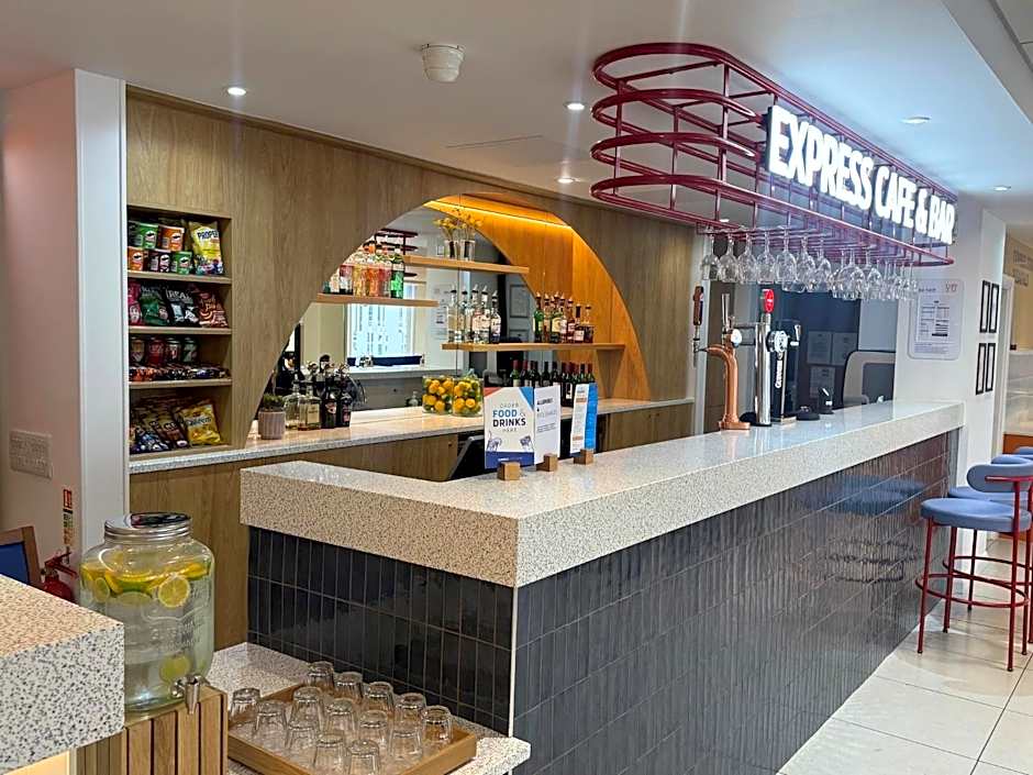 Holiday Inn Express Nuneaton By IHG