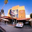 Metropolitan Inn & Suites