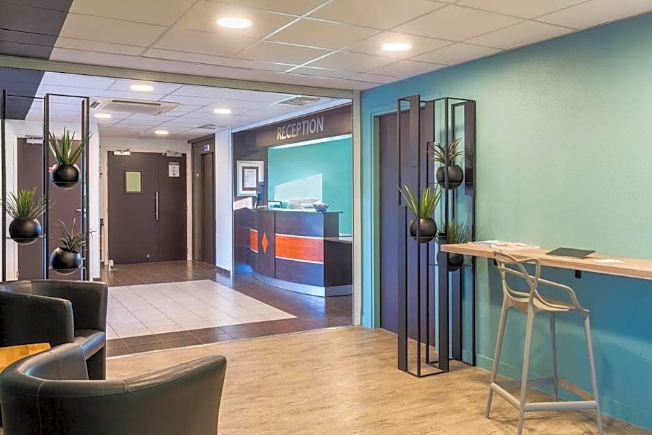 Sure Hotel by Best Western St-Amand-Les-Eaux