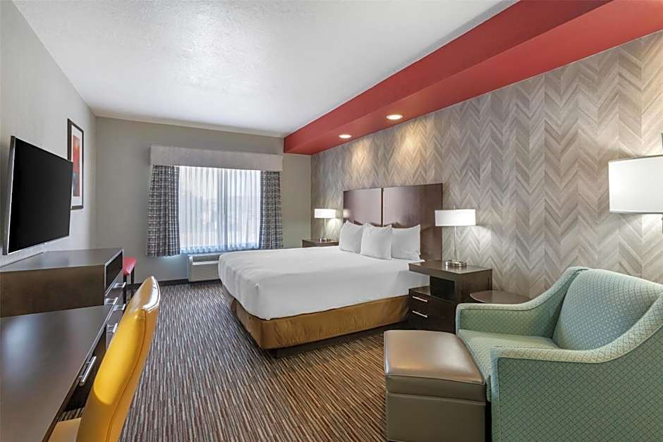 Best Western Plus Gallup Inn & Suites