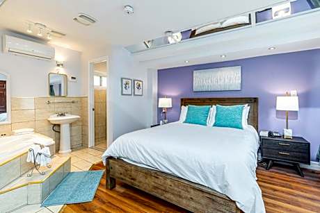 Deluxe Queen Room