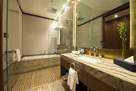 Club King Superior Room Smoking