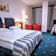 SkyHotelGwarna