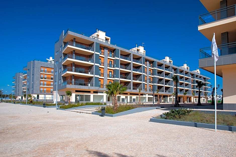 Real Marina Residence