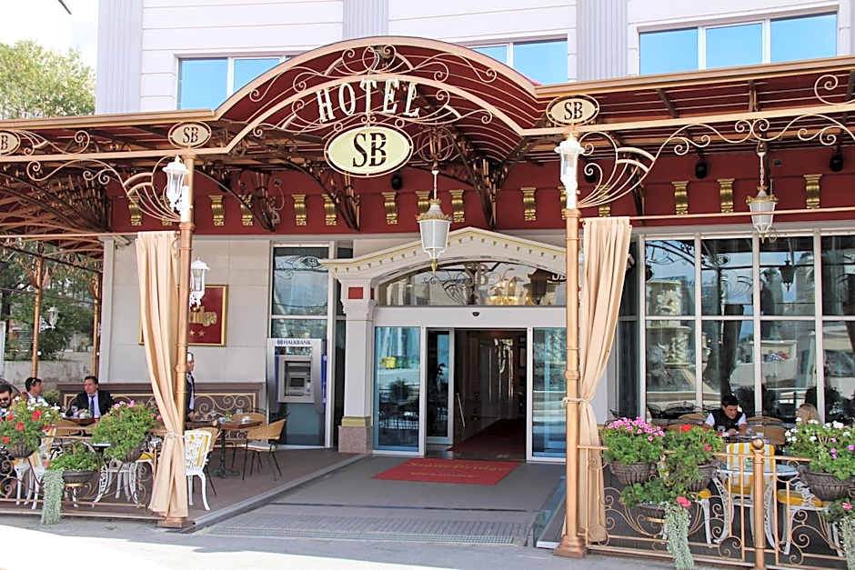 Stone Bridge Hotel