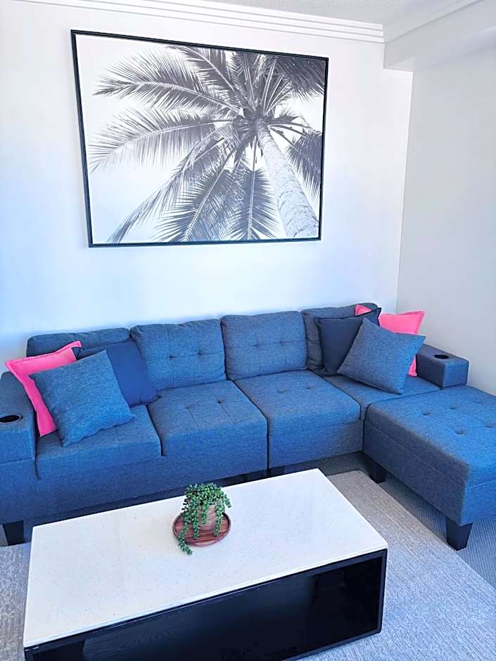 Aqualine Apartments On The Broadwater