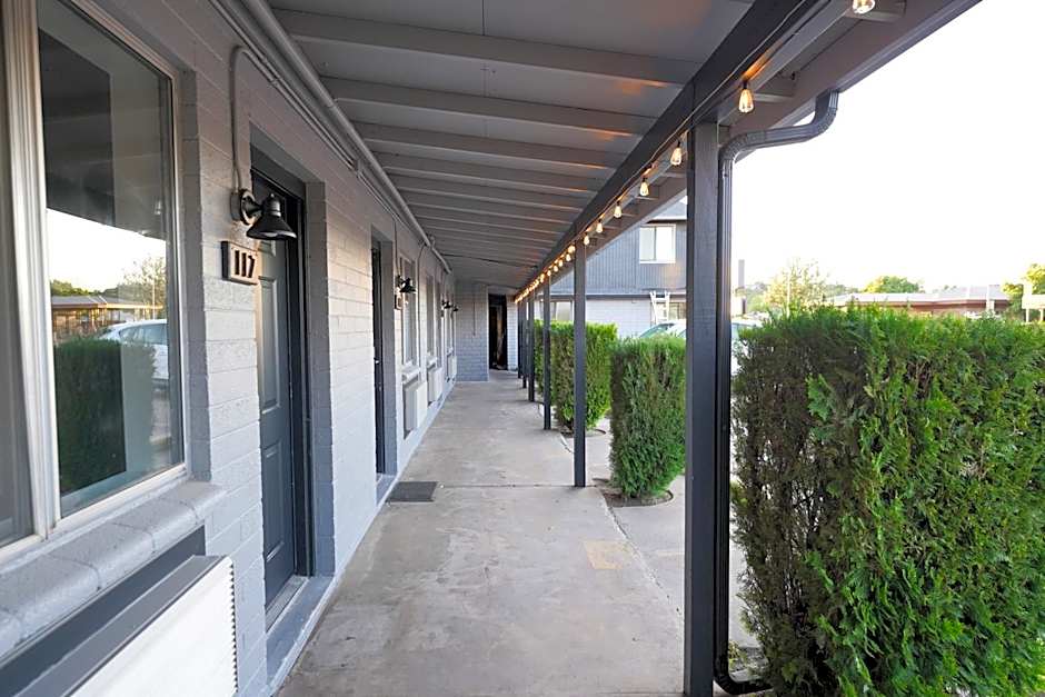 Rim Country Inn - Self Serve Hotel -