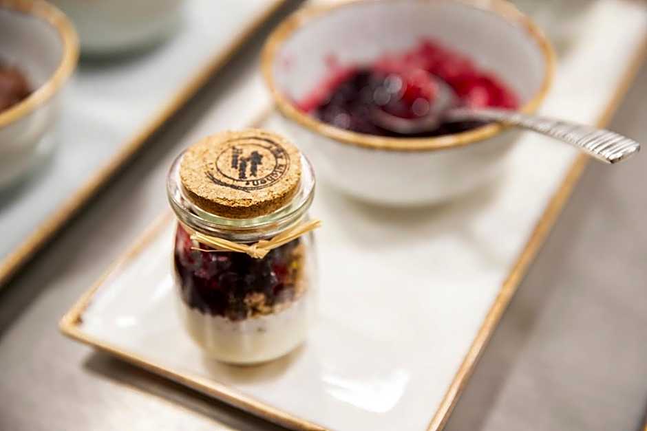 1926 Le Soleil Hotel & Spa