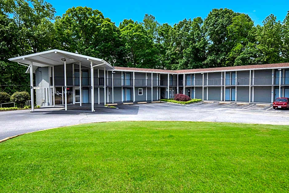 Rodeway Inn Anderson North - Clemson