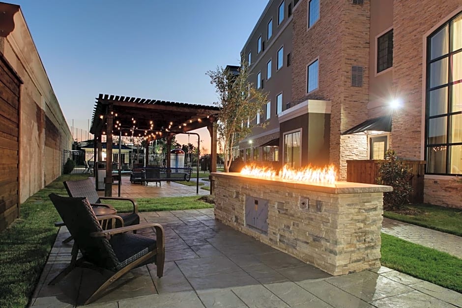 Staybridge Suites Plano - The Colony