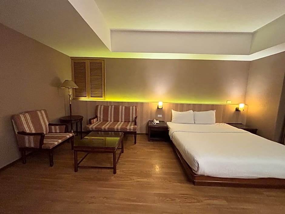 Highness Hotel