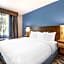 Best Western Plus River Escape Inn & Suites