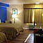 California Inn and Suites Bakersfield
