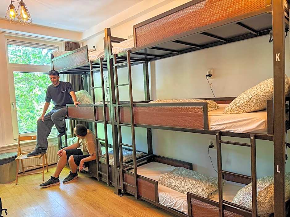 Amsterdam Hostel Sarphati