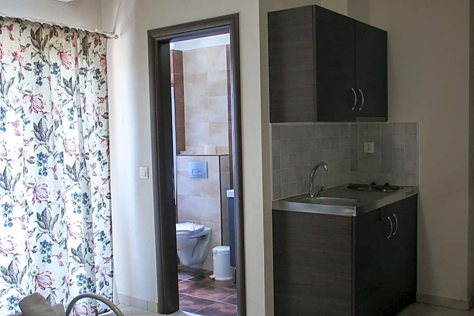 Studios Liotrivi Ouranoupolis