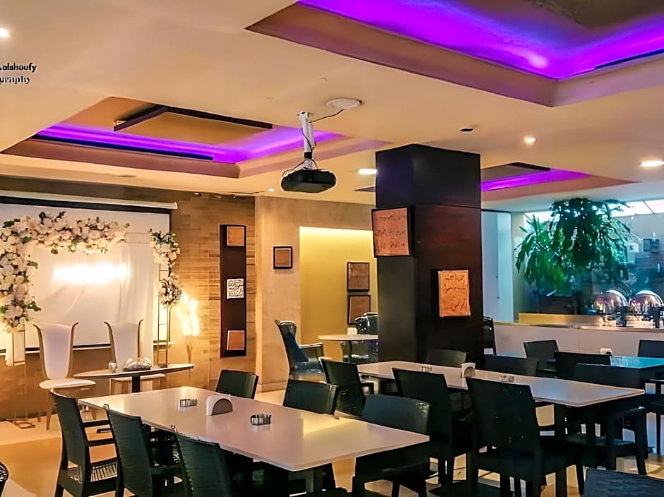 Ceasars Park Hotel
