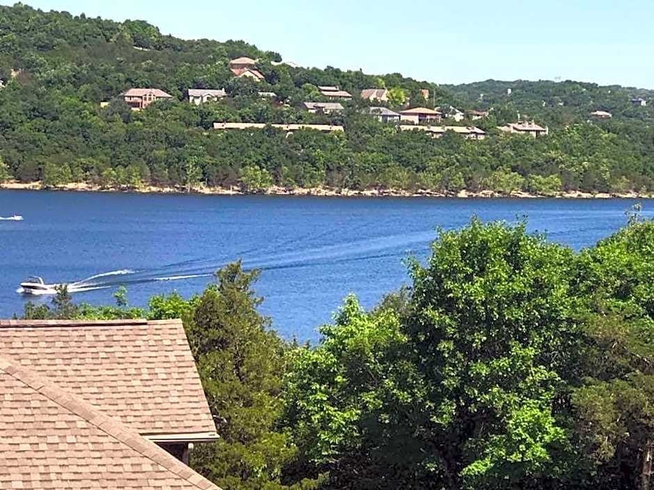 Rockwood Condos on Table Rock Lake With Boat Slips