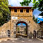 Castello di Cafaggio Suites