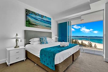 Luxury Four-Bedroom Apartment