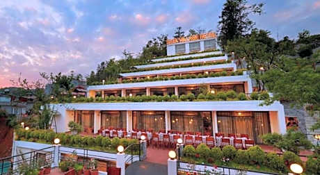Sapa Village Hotel
