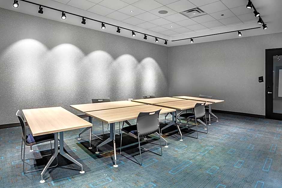 Aloft Columbus Easton