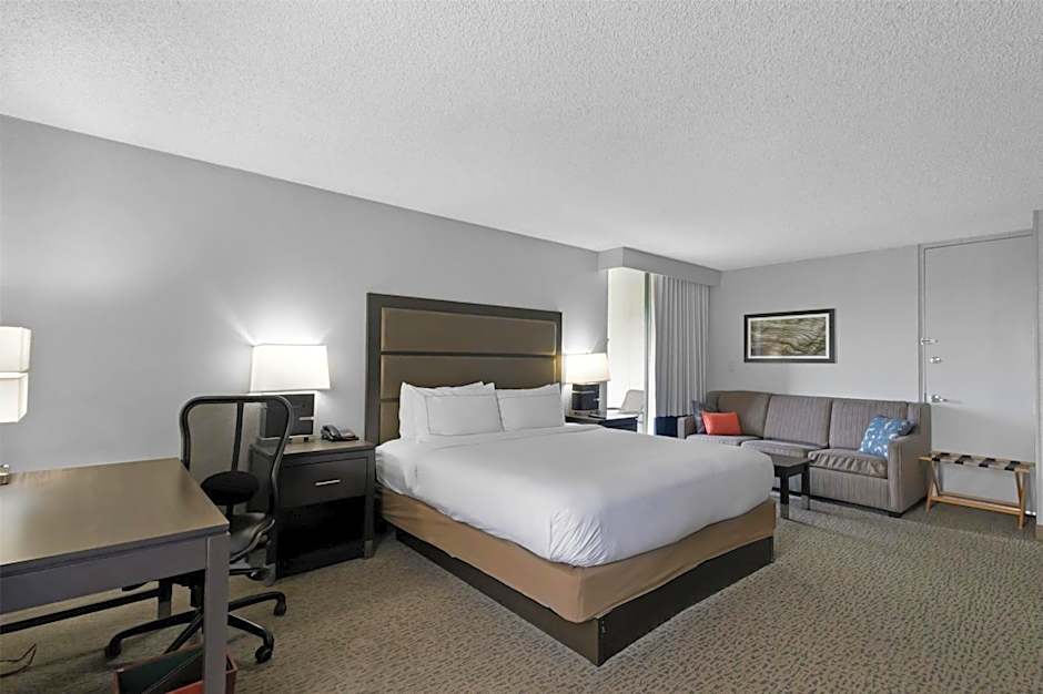 DoubleTree Hilton Hotel Exec Meeting Center Palm Beach Gardens