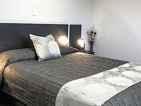 One-Bedroom Suite - Ground Floor