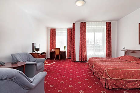 Economy Quadruple Room