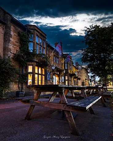 The Swan Inn