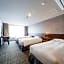 Hotel With City
