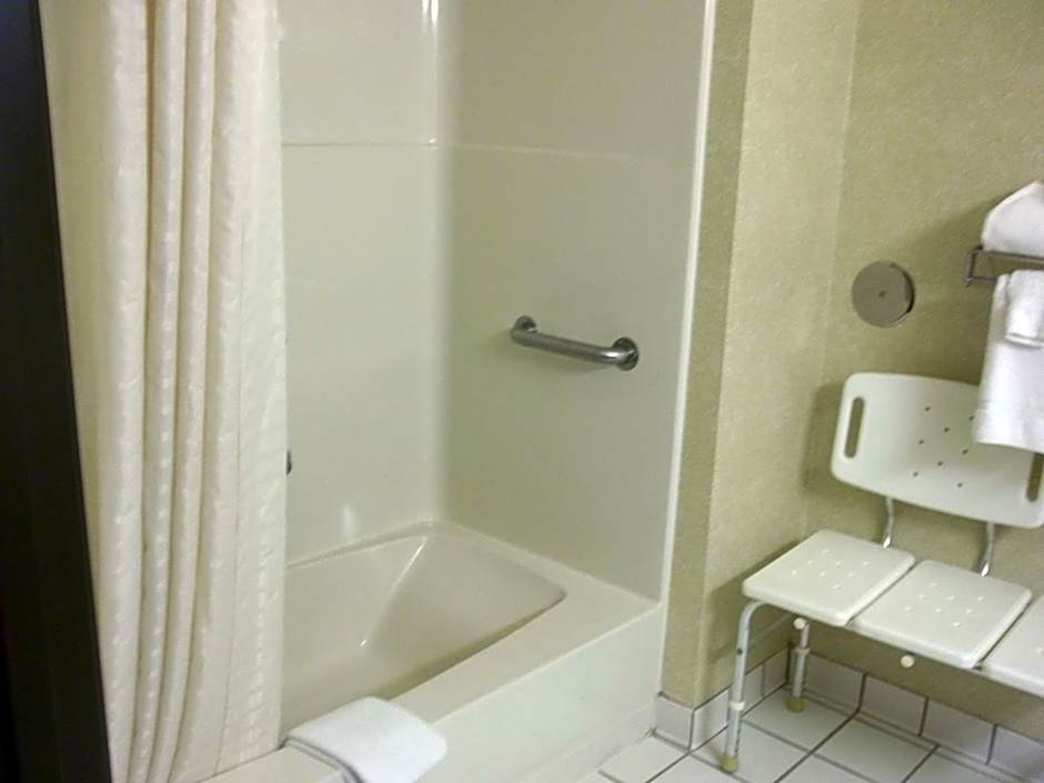 Baymont by Wyndham Waterloo