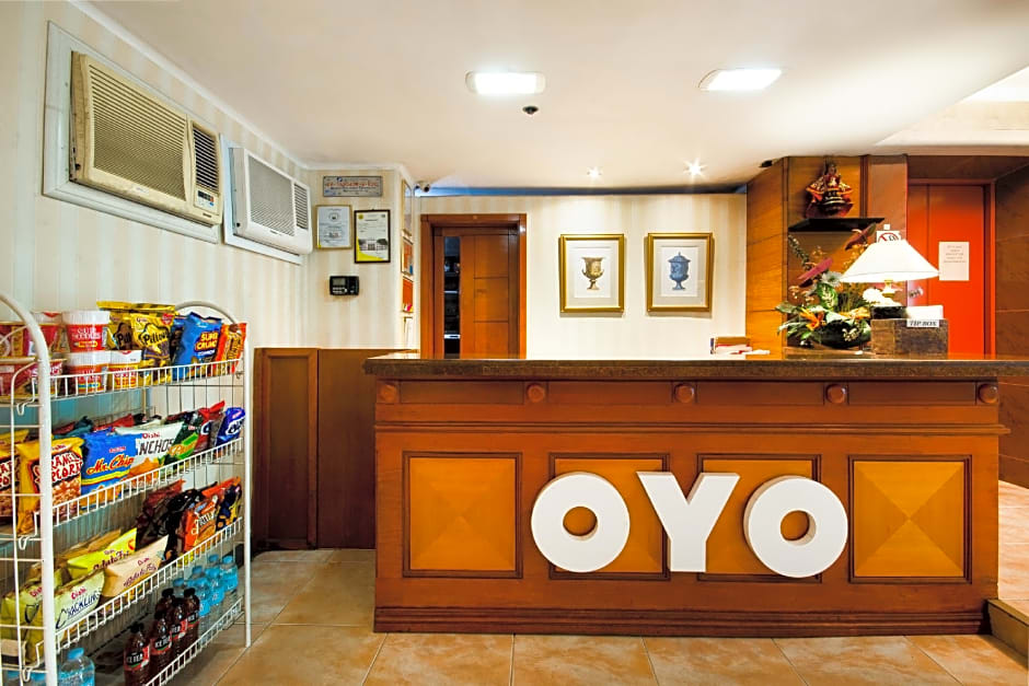 OYO 227 Palladium Suites Hotel