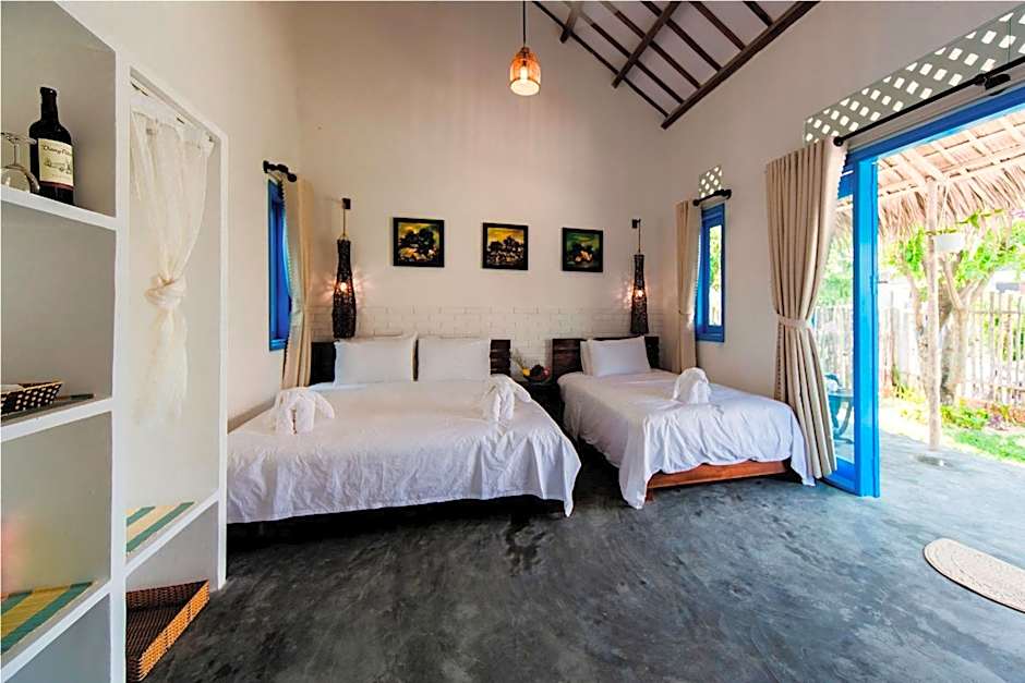 Cashew Tree Bungalow