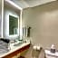 Holiday Inn Express Hotel & Suites Oshkosh - State Route 41 By IHG